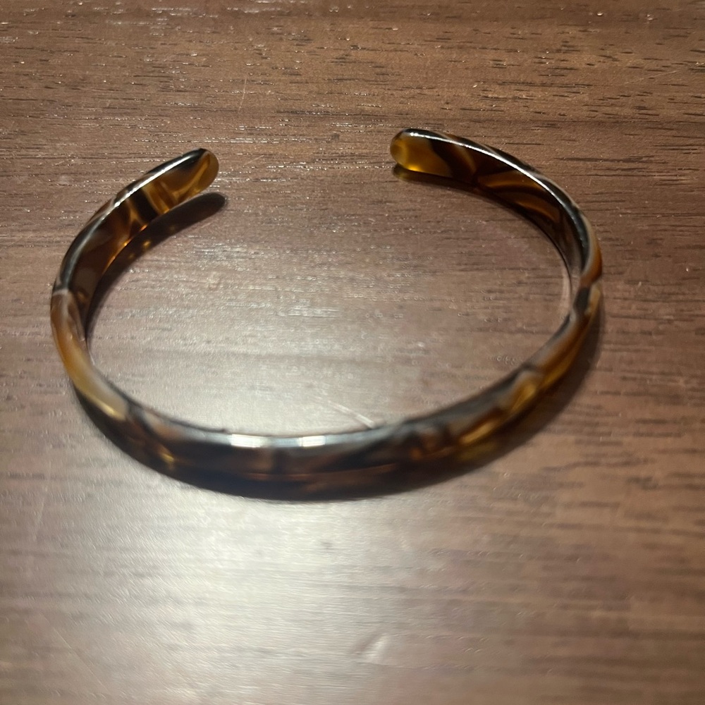 Plunder Design Tortoiseshell bangle bracelet set - Picture 3 of 3